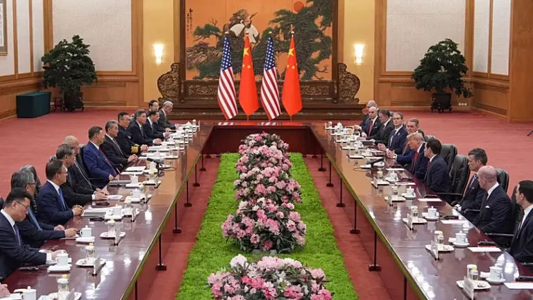 Trump visists China after 9 years