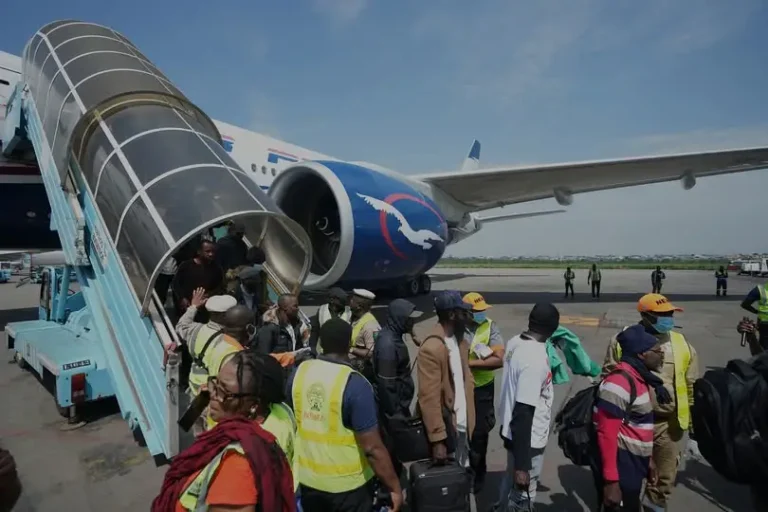 ናይጄሪያ በደቡብ አፍሪካ ከተቀሰቀሰው የውጭ ዜጎች ጥላቻ ጥቃት (Xenophobia) በኋላ 1,490 ዜጎቿን የማስወጣት ሥራ አጠናቀቀች